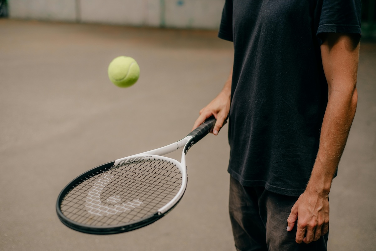 Le déficit d’endurance au tennis : pourquoi votre cardio à domicile a besoin d’une mise à niveau avec l’aviron